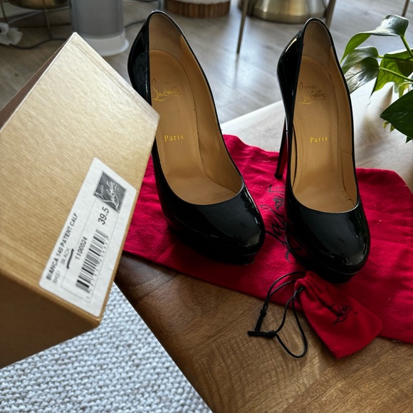 Christian Louboutin Bianca Pumps - Picture 3 of 5